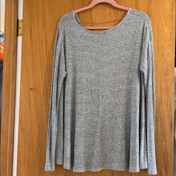 Woman’s Long Sleeve - Picture 4 of 4